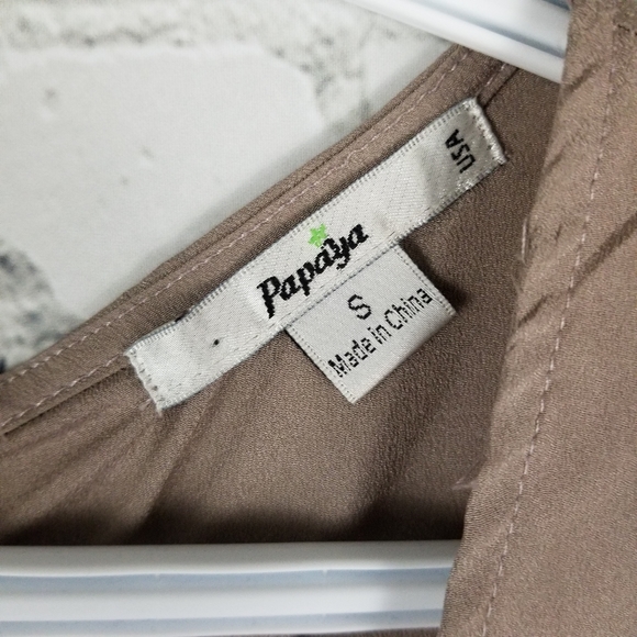 PAPAYA | sleeveless back zip shorts romper - Picture 4 of 4